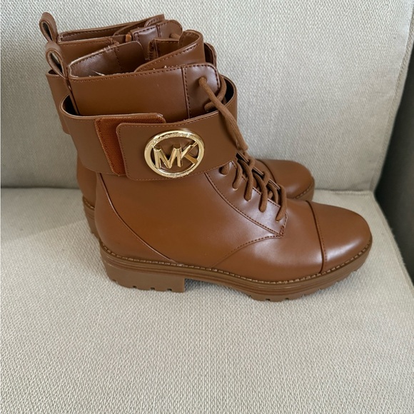 Michael kors lace up combat Boots - Picture 2 of 5